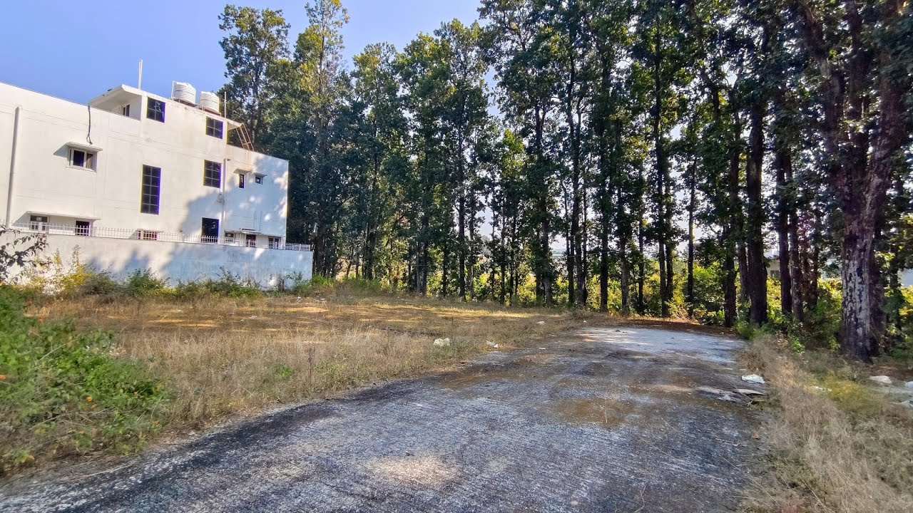 🏡9927203050: 400 gaj (60x60) residential plot in Dehradun in a gated society 🏡