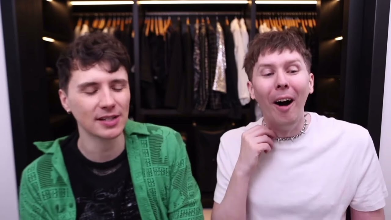 phil's lesbian witch journey 🔮🕯️