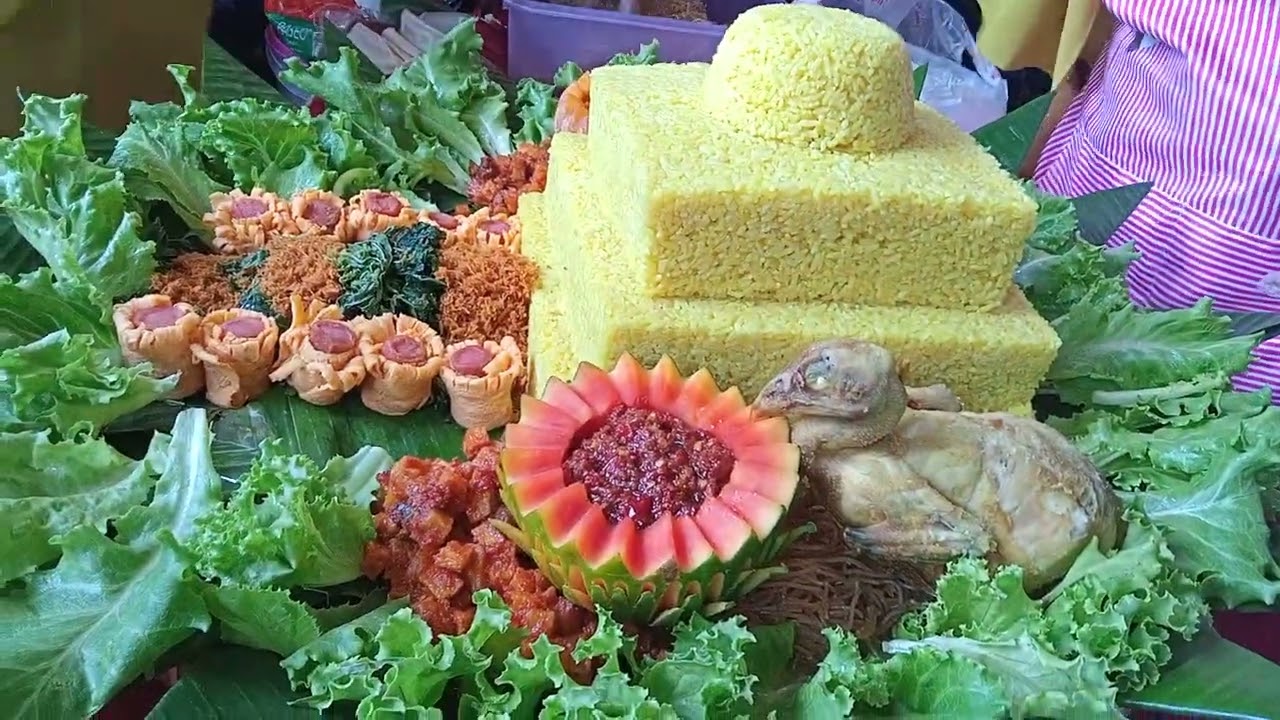 TUMPENG SYAWALAN DI MASJID AL AMIN
