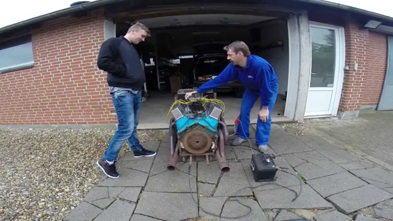 Chevy 350 Awesome sound, no exhaust ! !