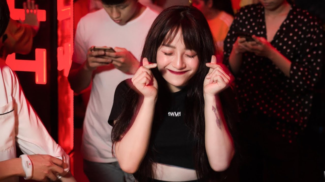 Nonstop 2025: Nhạc Sàn Cực Mạnh Đẳng Cấp Bay Phòng, Phê Banh Nóc Đỉnh Cao Cho dân chơi