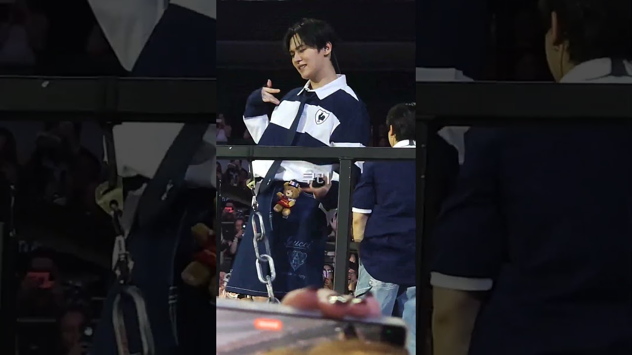 250718 #superboard #leeknow #straykids