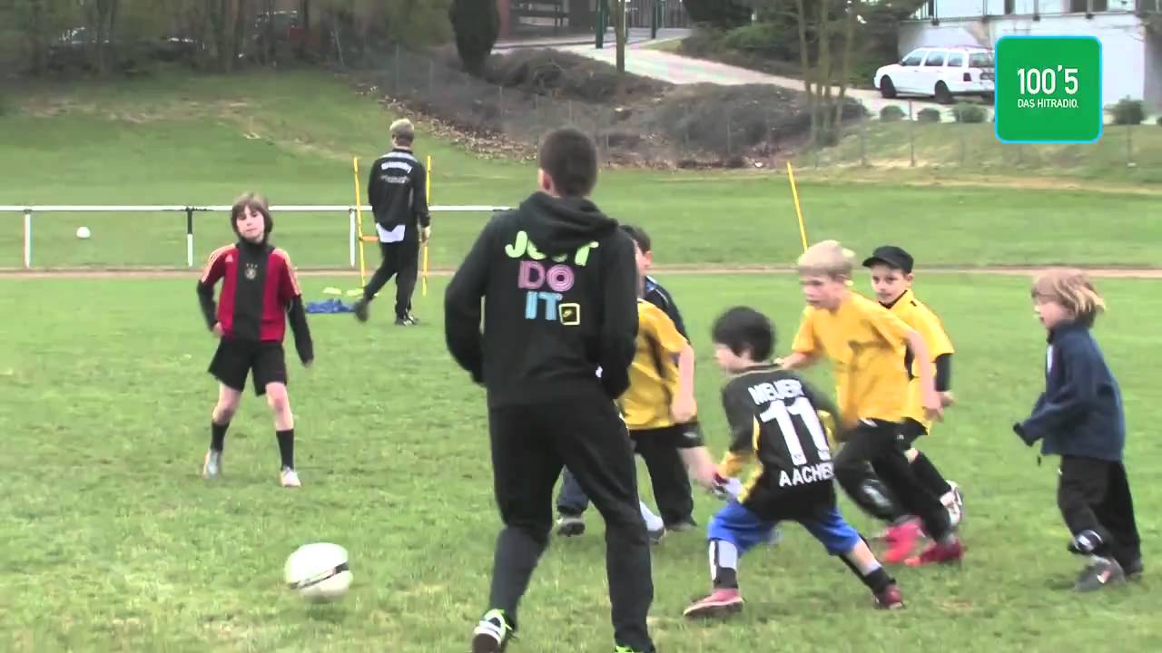 Alemannia-Profi Zoltan Stieber beim VfJ Laurensberg