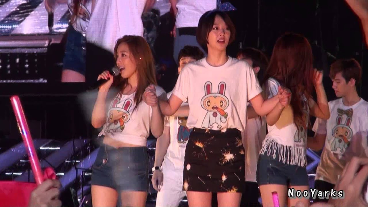 [Fancam] 121125 All Artist (Girls' Generation 소녀시대 Focus) Hope #SMTBKK