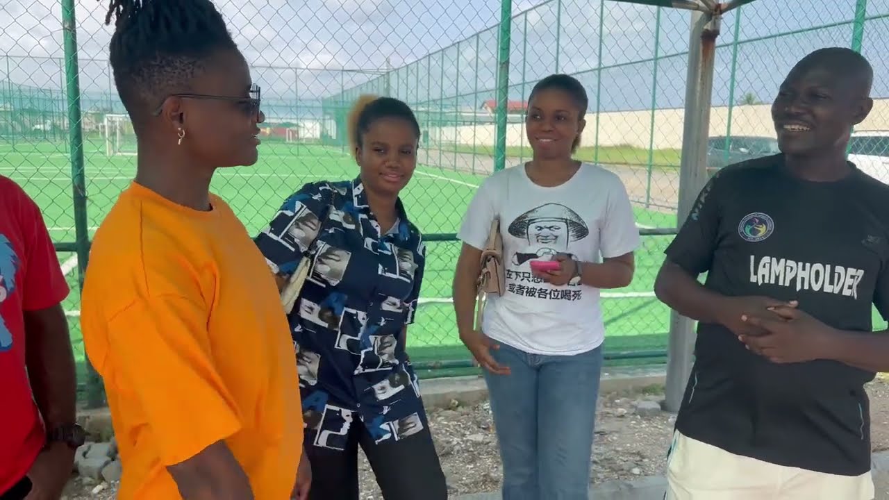 Ajegunle Host Uchenna Kanu and a visit to the newly built Maracana Stadium