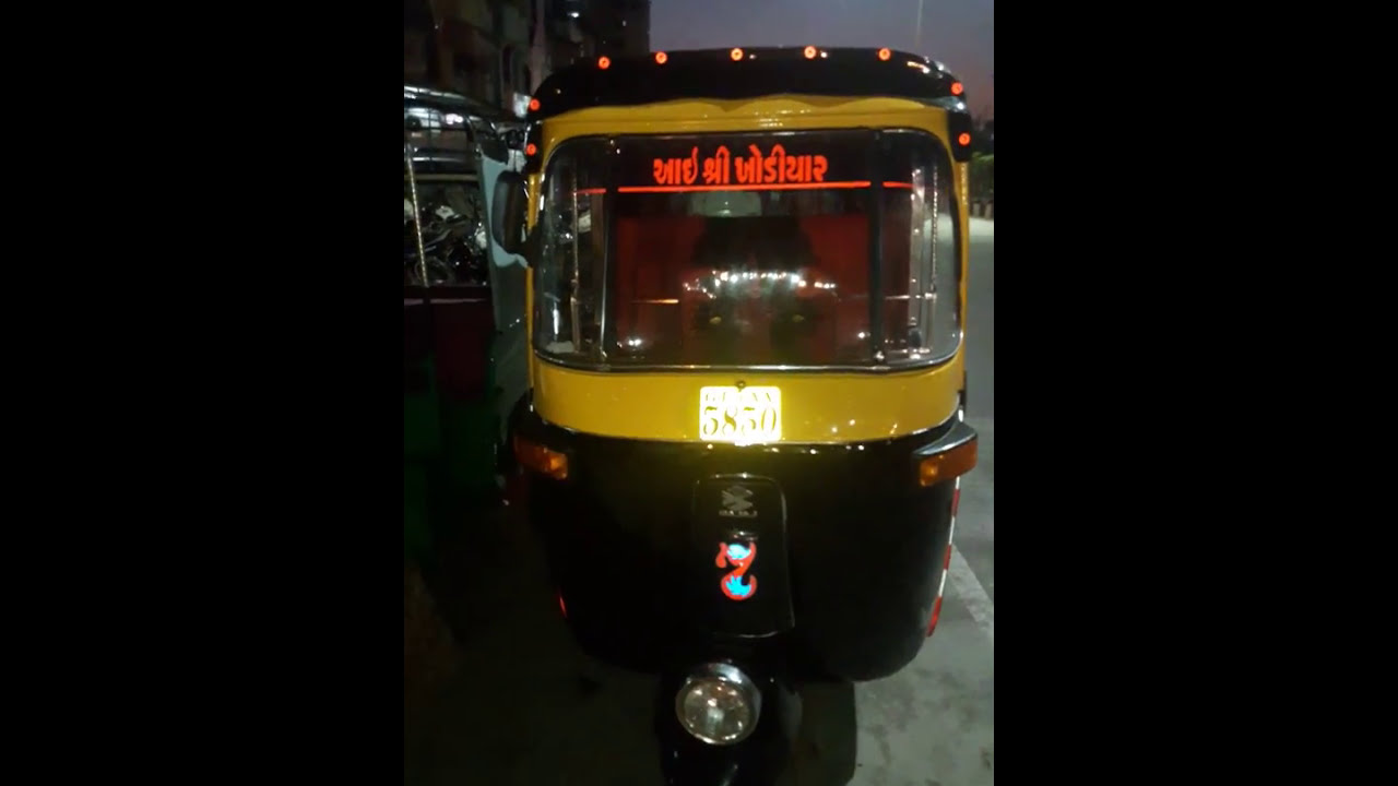 bajaj auto  rikshawa    bajaj tuk tuk