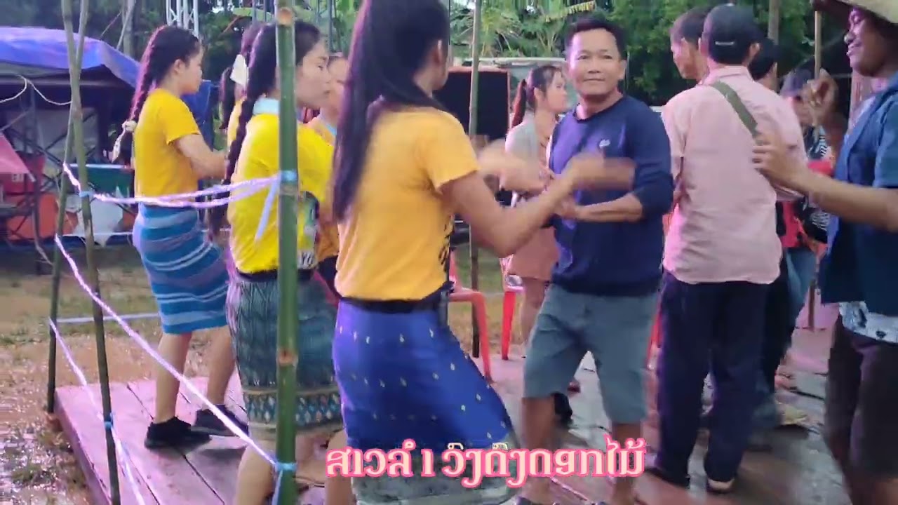 ສະເໜ່ສາວຄຳມ່ວນ-ຄຳພູວີ ແກ້ວດາລາ | ສາວລຳວົງດົງດອກໄມ້ | สะเหน่สาวคำม่วน