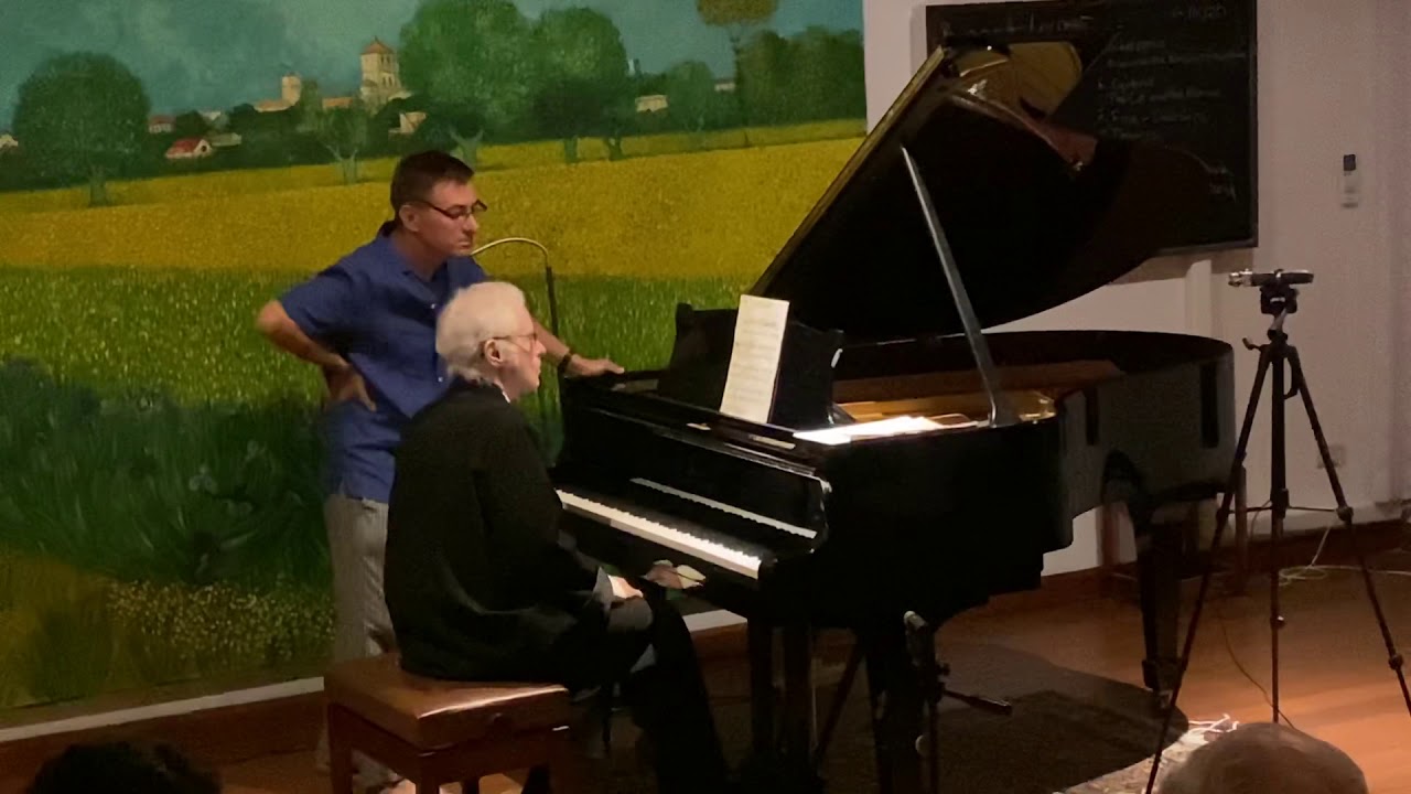 Bennett Lerner - 11. plays Copland: The Cat and the Mouse (Scherzo Humorisitique) (1920)