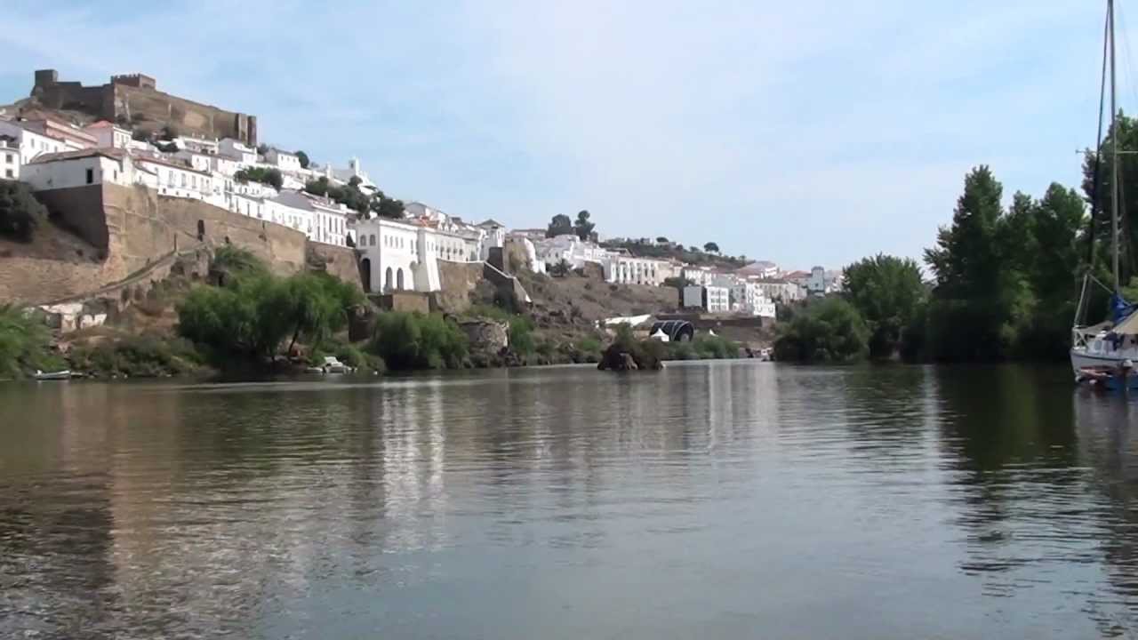 A trip down the river Guadiana by dinghy, from M&eacute;rtola in Portugal to Pomar&atilde;o