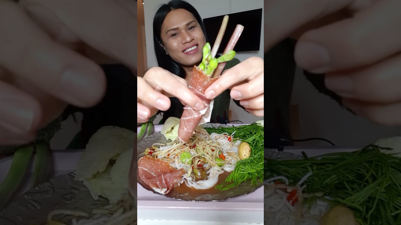 สวัสดีค่ะทุกคนมาทานส้มตำ #ส้มตำ #ชะอม @Janethaiesan 