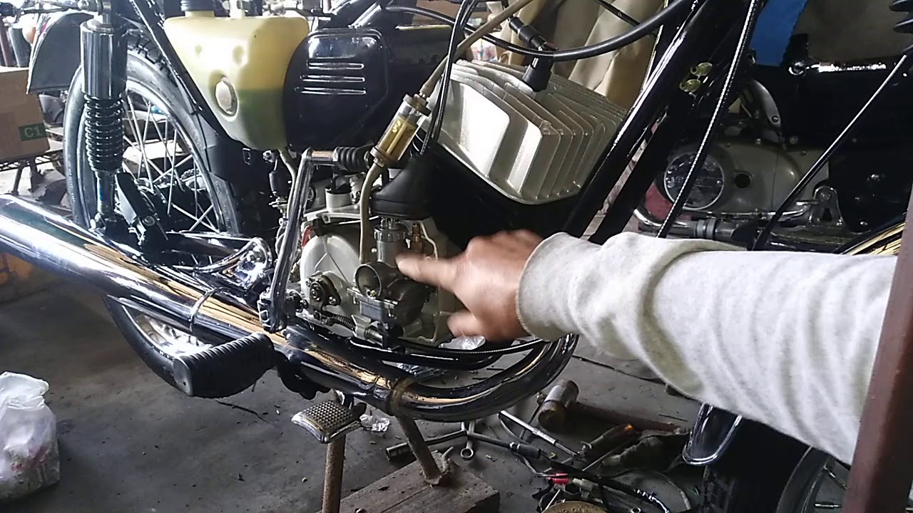 เรื่องคาบู​ร์รถ​2T