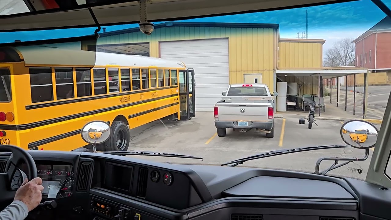 Bus 26-29 Being parked to its spot | 2023 3rd gen IC CE School Bus