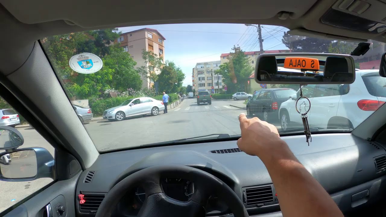 Intersecții cu risc - zone de examen Timișoara - Piața Flavia și piața Aurora