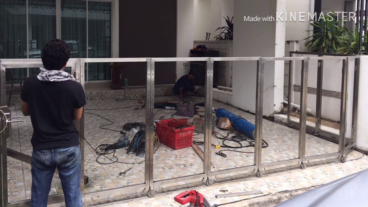 ประตูรั้วทาวโฮมบานโค้งเปิดปิดด้วยรีโมทเนียนๆประหยัดพื้นที่