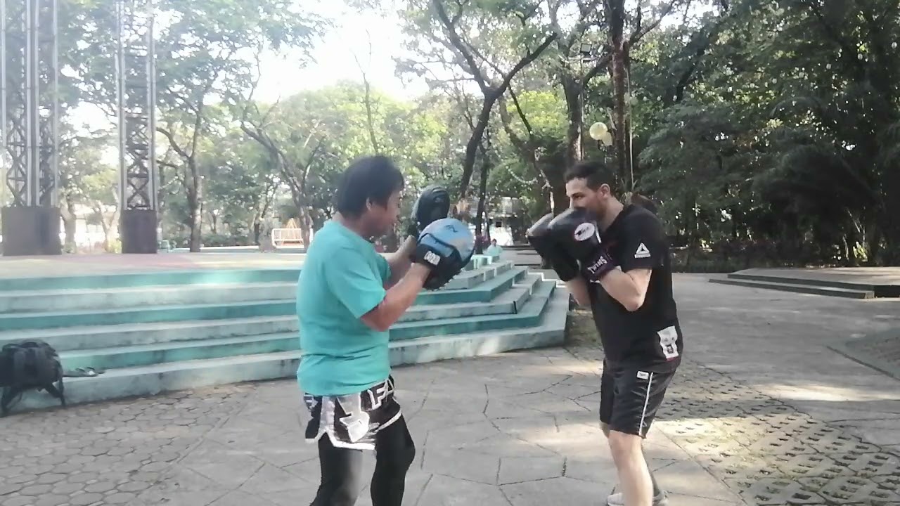 GM. D. Mateo S.Bayot W/Sir Abdelaziz Drinou From Muroco pinsan ni kick Boxing Champion BADR HARI 