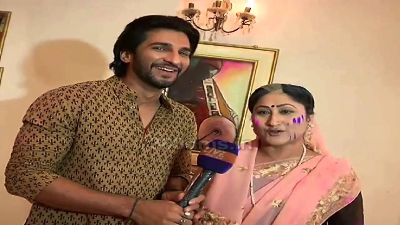 Sasural Simar Ka - Manish Raisinghan(Siddhant) & Jayati Bhatia(Mata Ji) - Life Ok Holi Celebration