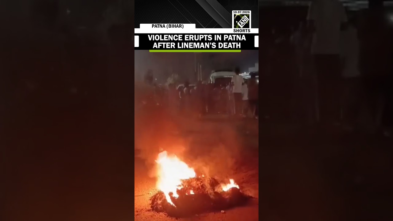 Chaos at Patna&rsquo;s Beur Mor: Protesters torch vehicles, block road after Lineman&rsquo;s death