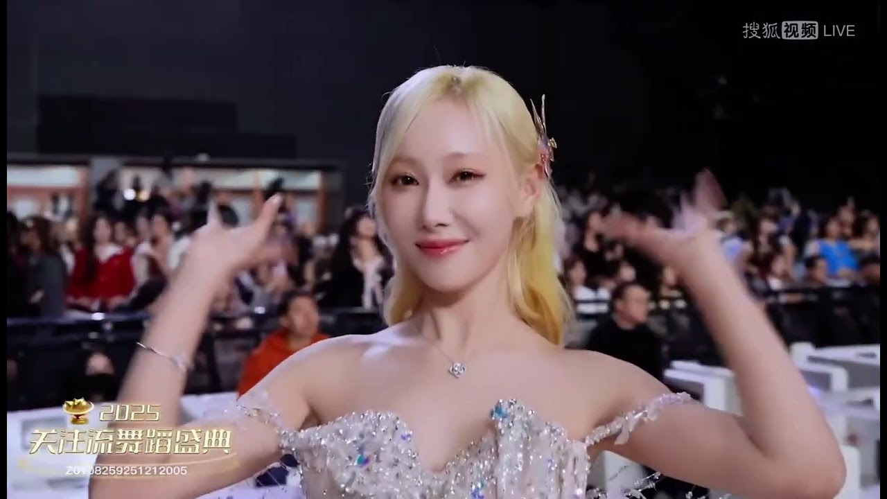 Handong (韩东) - The Best Thing @ Sohu 2025关注流舞蹈盛典 Random Play Dance
