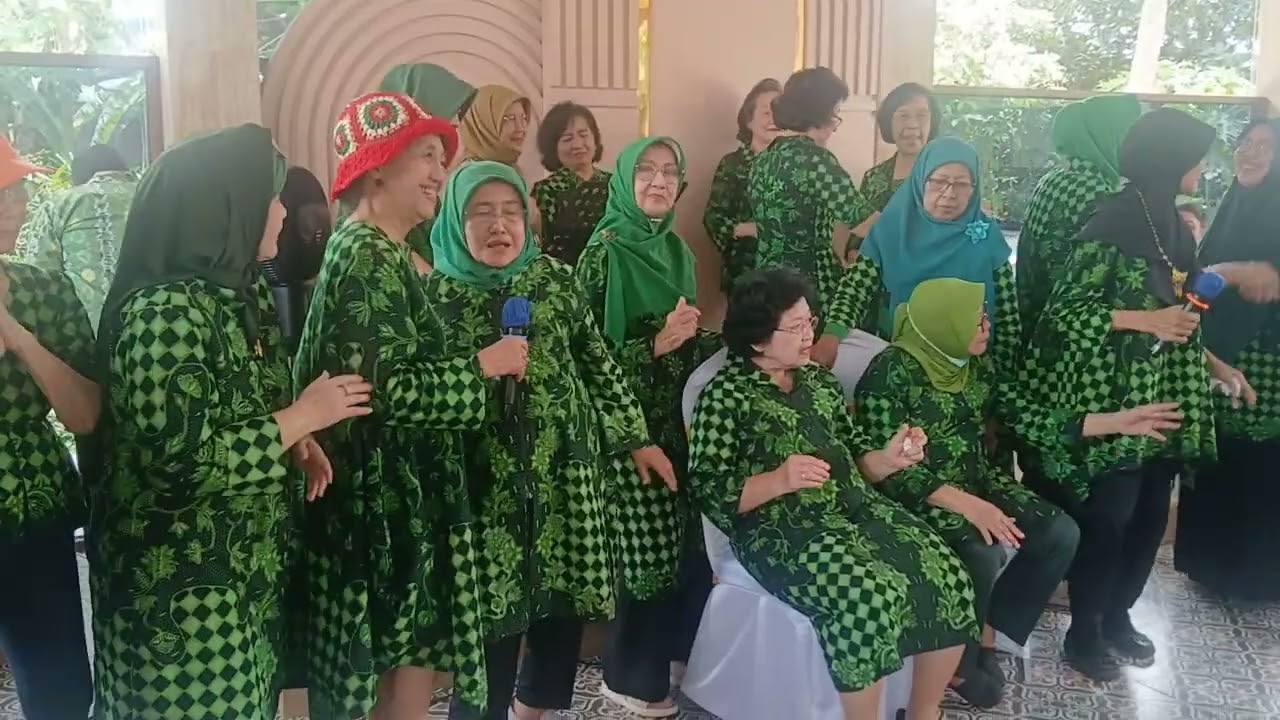 Ibu fk ugm angkatan 67 kehujanan