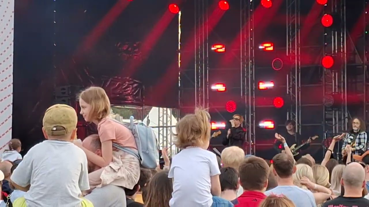 Найк Борзов - Не плачь (live 28.06.2025)