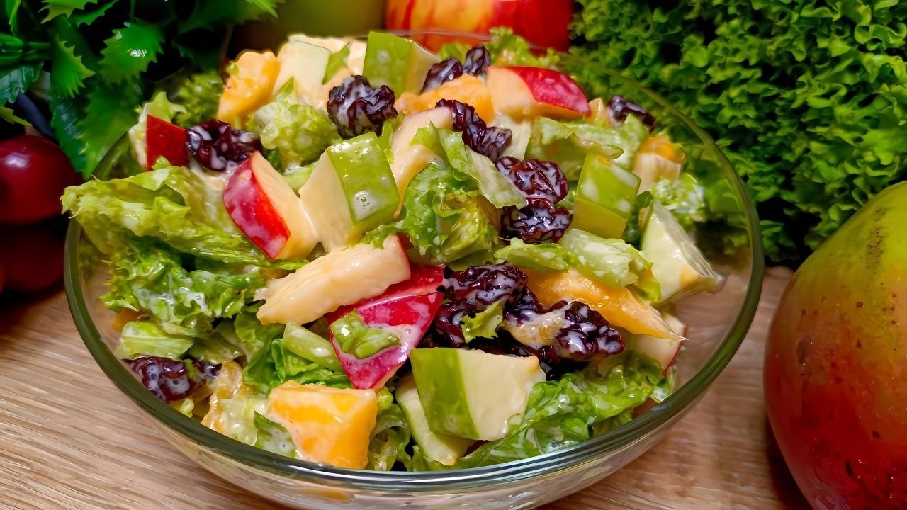 Tres ensaladas cremosas y dulces de lechuga listas en pocos minutos 🍎