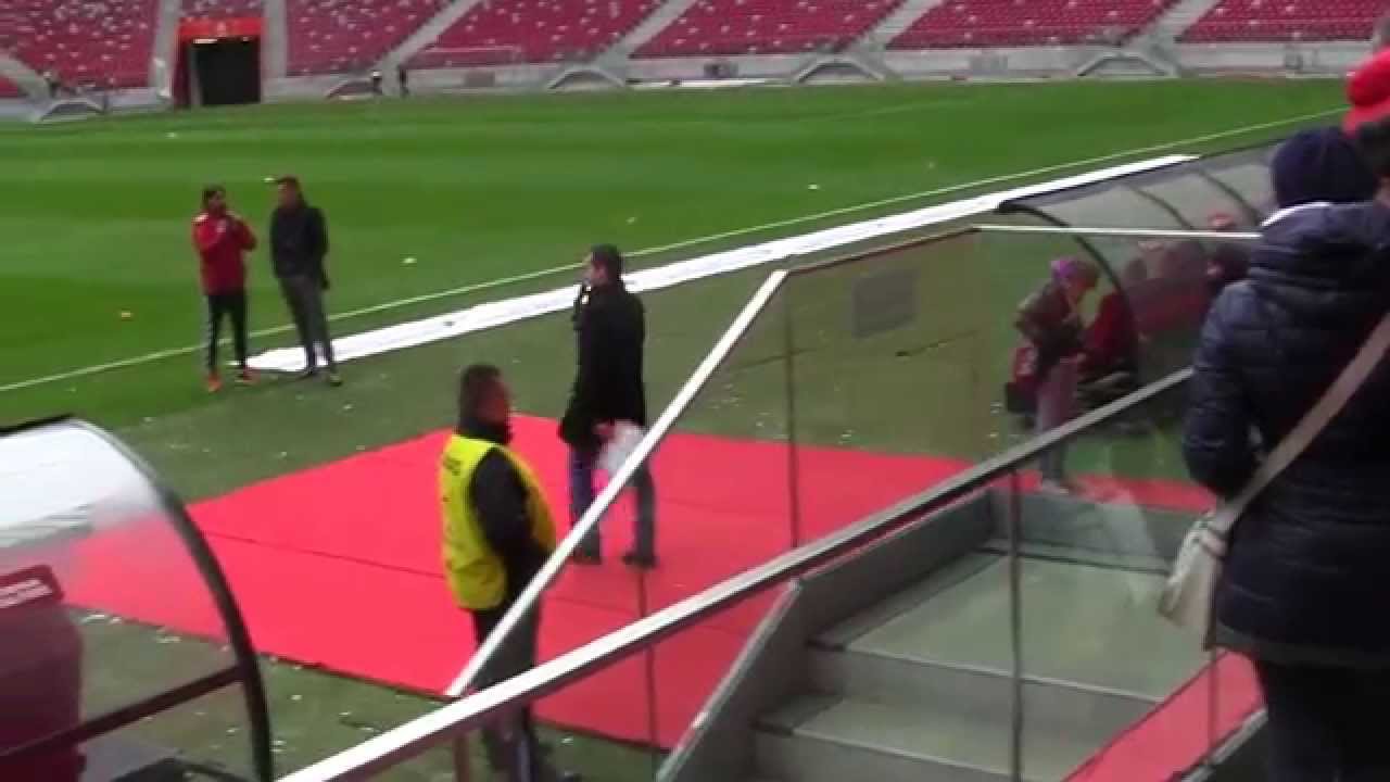 CZ2-Wyprawa FCS na PGE Stadion Narodowy do Warszawy-Na Stadionie-Kwiaty -Reprezentacja Polski PSS