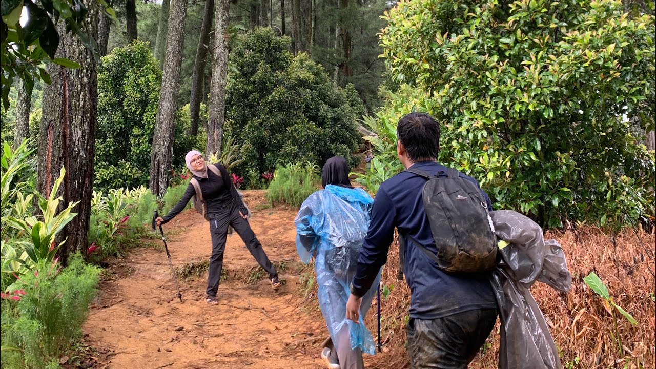 trekking ke paniisan