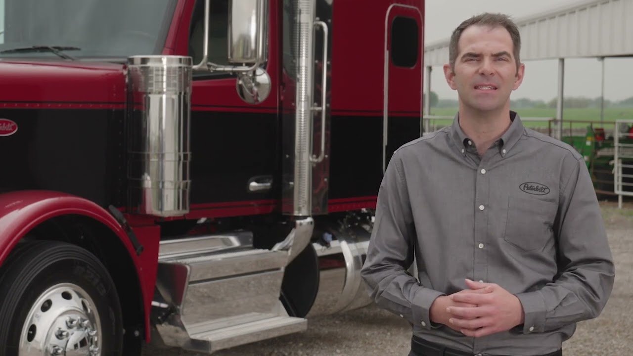 Peterbilt Model 589 Sleeper Cab Walkaround