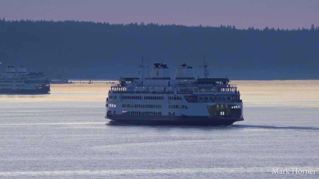Mukilteo, WA at sunset &mdash; May 26, 2019 (4K)