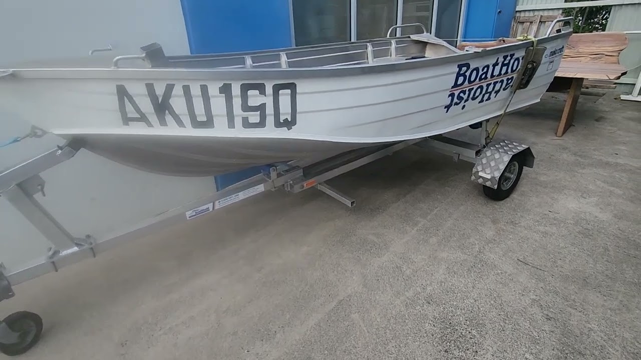 BoatHoist Barra folding trailer range