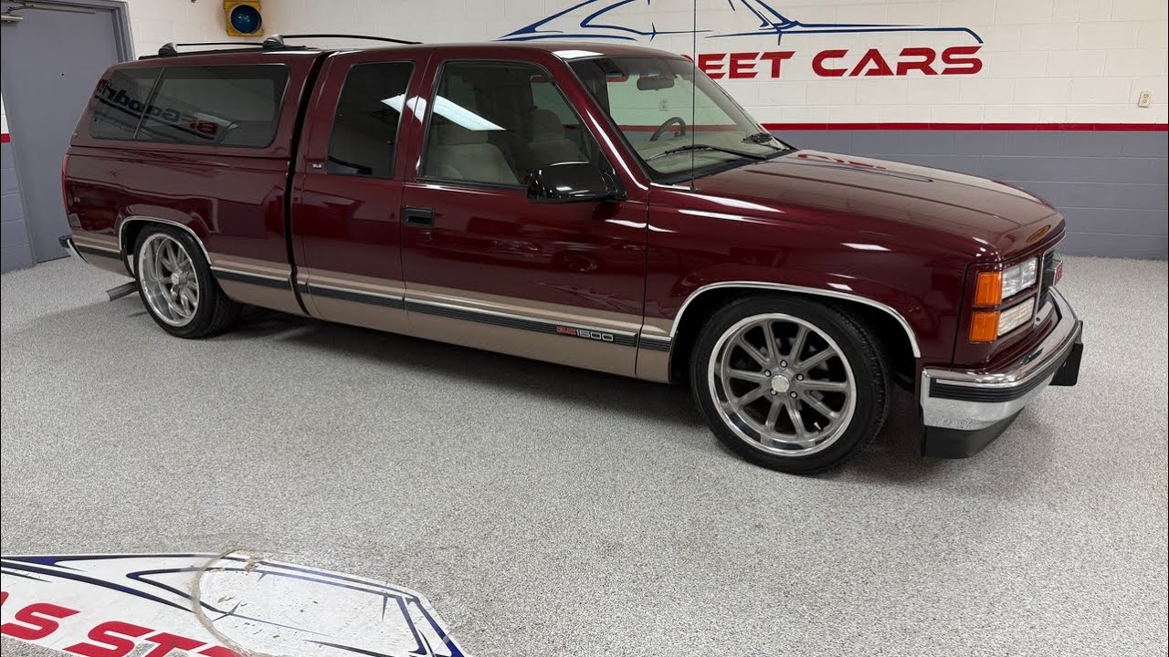 GMC C1500 1998 года, SLE Sierra, Belltech, падение 4/6 дюйма, 20-дюймовые американские диски, ори...