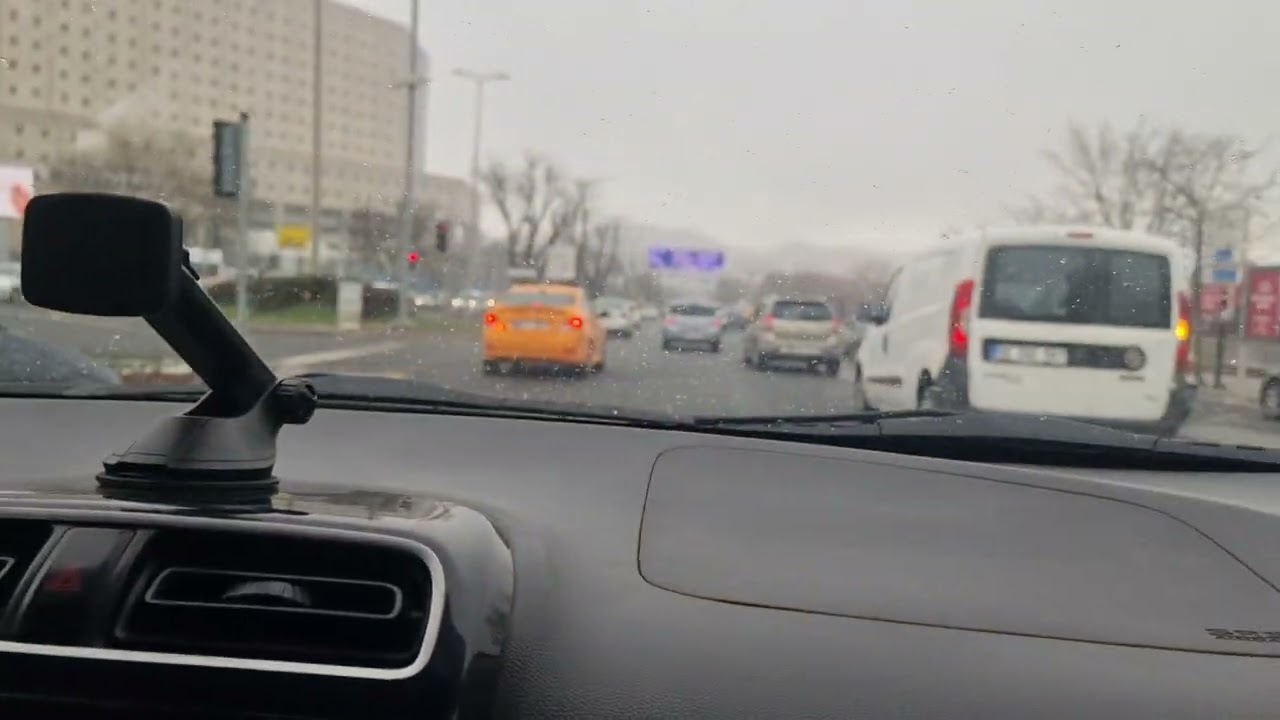 Trafikte ayaklarımı şaşırıyorum! Ne yapmalıyım?