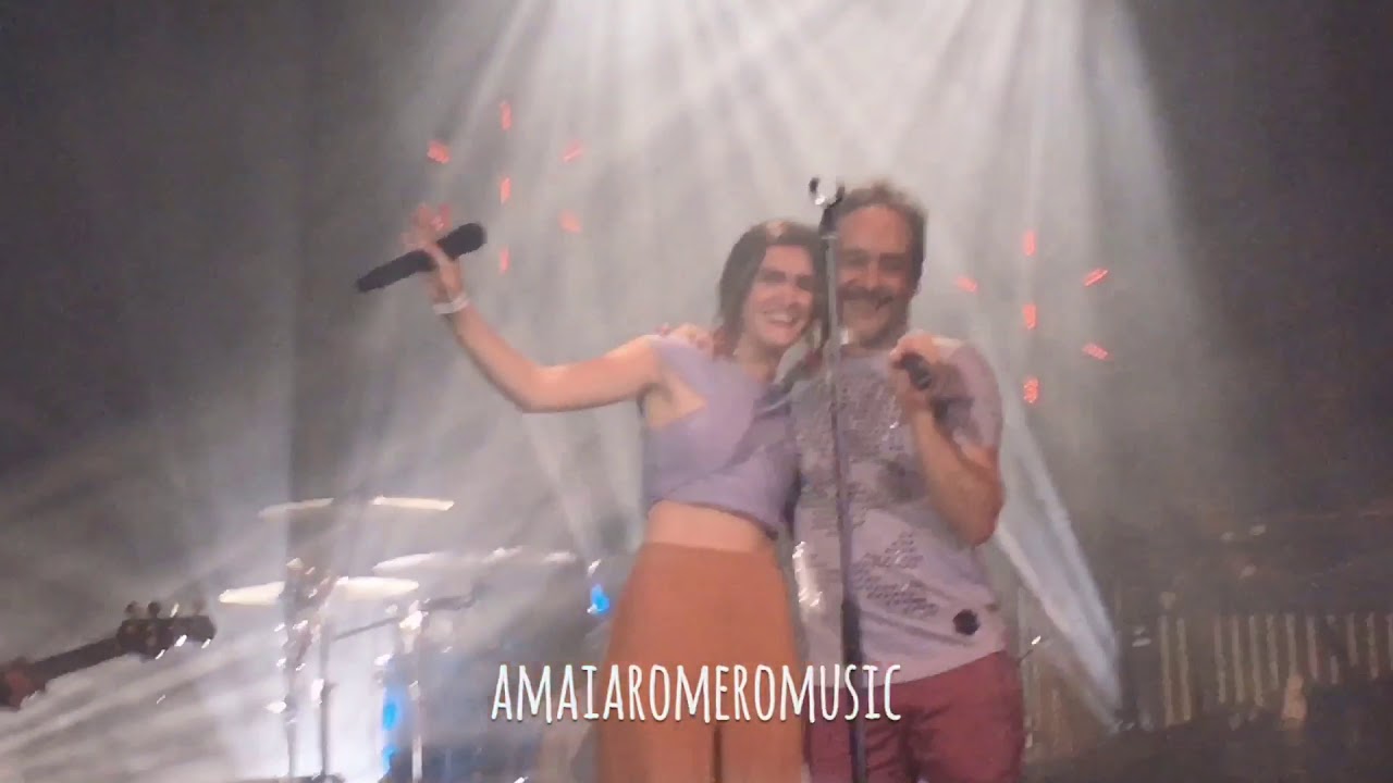 Amaia y Love of Lesbian