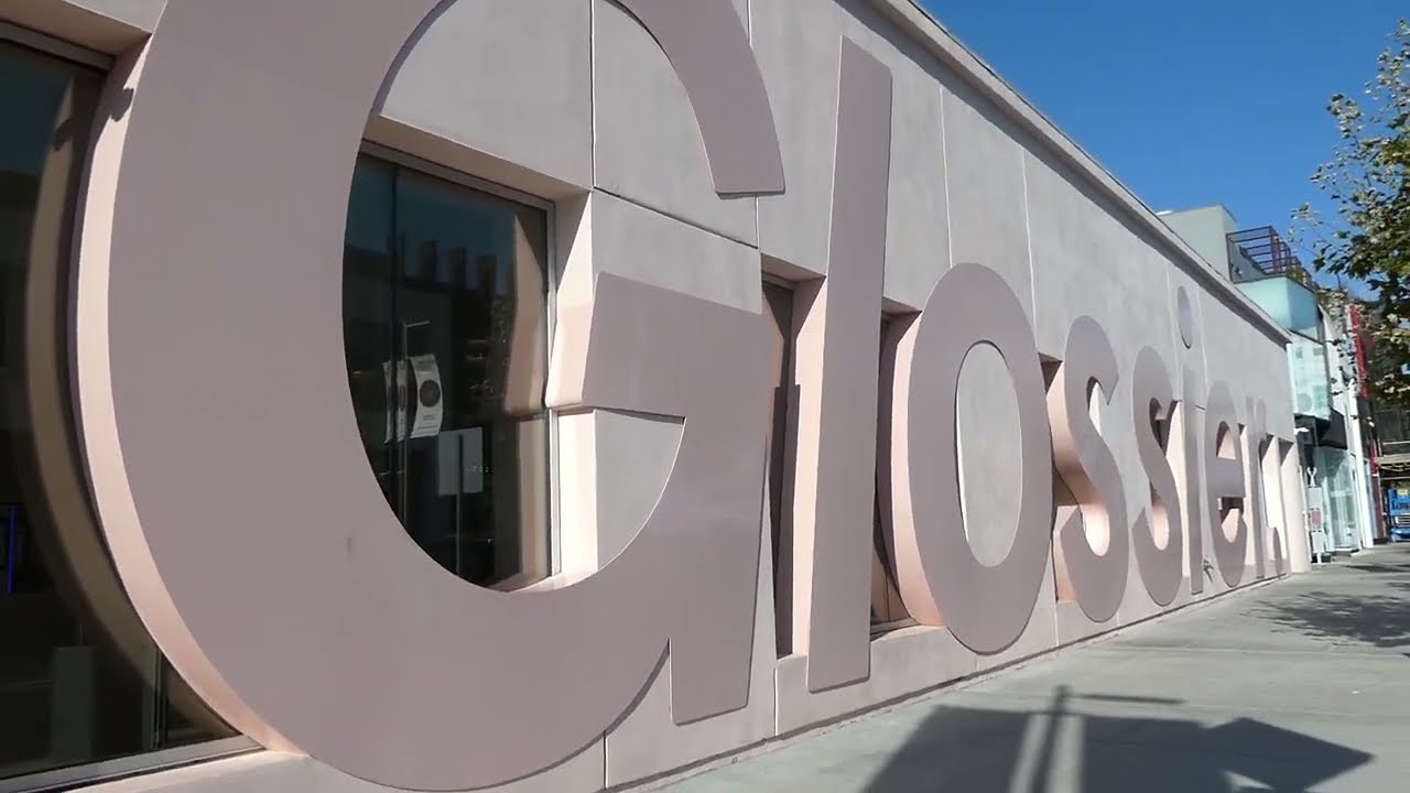 Glossier Maskeup Store Melrose Avenue Los Angeles California USA September 11, 2025