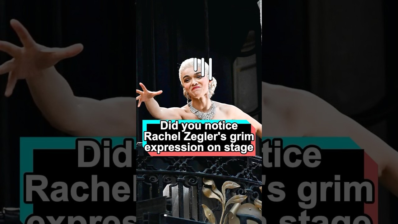 Did you notice Rachel Zegler&rsquo;s grim expression on stage? Her understudy did just one thing