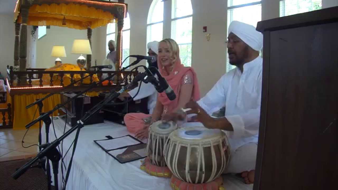 Awwal Allah Noor Upaya - Anita Lerche