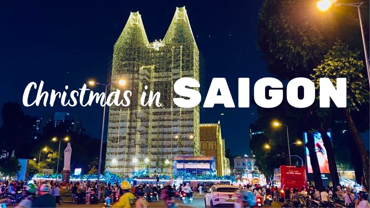 A Tropical Christmas in Saigon | Pink Church, Quiet Caf&eacute;s & City Lights