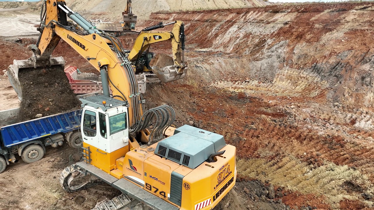 Liebherr 984-974 & Cat 385C Excavators Loading Mercedes & MAN Trucks - Sotiriadis/Labrianidis 4k