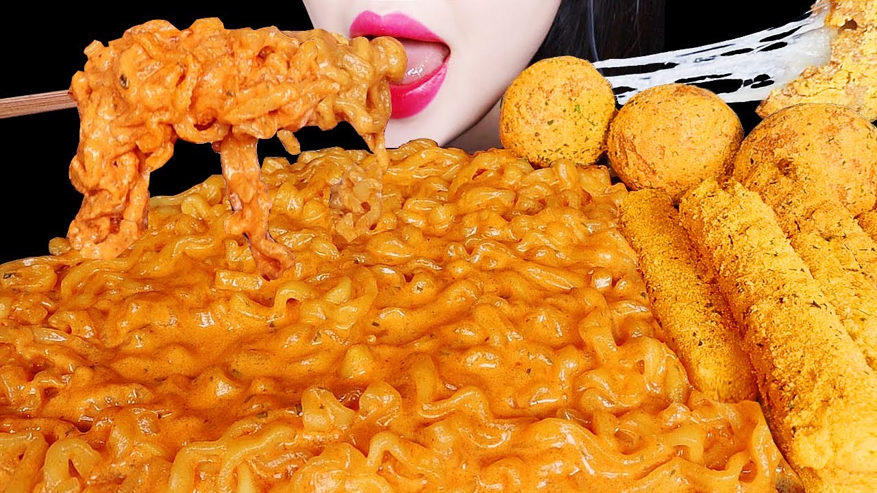 ASMR CHEESY CARBO FIRE NOODLE, СЫРНЫЕ ПАЛОЧКИ MOZZARELLA EATING SOUNDS
