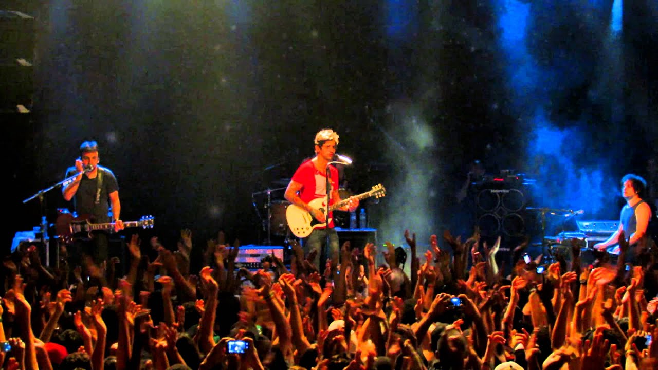 6 - Alguém Que Te Faz Sorrir - Fresno ao vivo em BH Music Hall 26/10/2012 HD