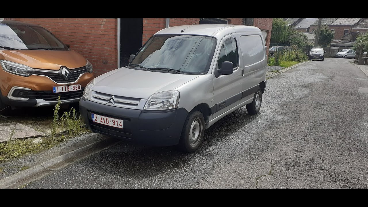 Citroen Berlingo: Vérification des fusibles et démontage du klaxon.
