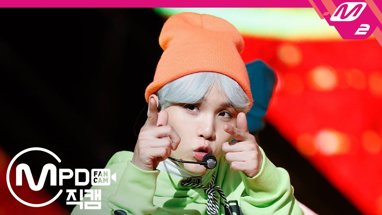 [MPD직캠] 방탄소년단 슈가 직캠 '고민보다 GO(GO GO)' (BTS SUGA FanCam) | @MCOUNTDOWN_2017.9.28