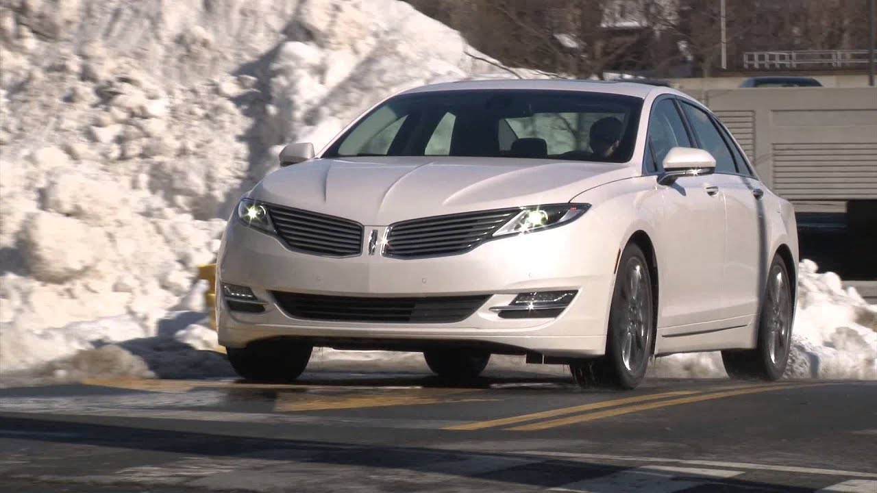 2014 Lincoln MKZ Hybrid - TestDriveNow.com Review by auto crtic Steve Hammes