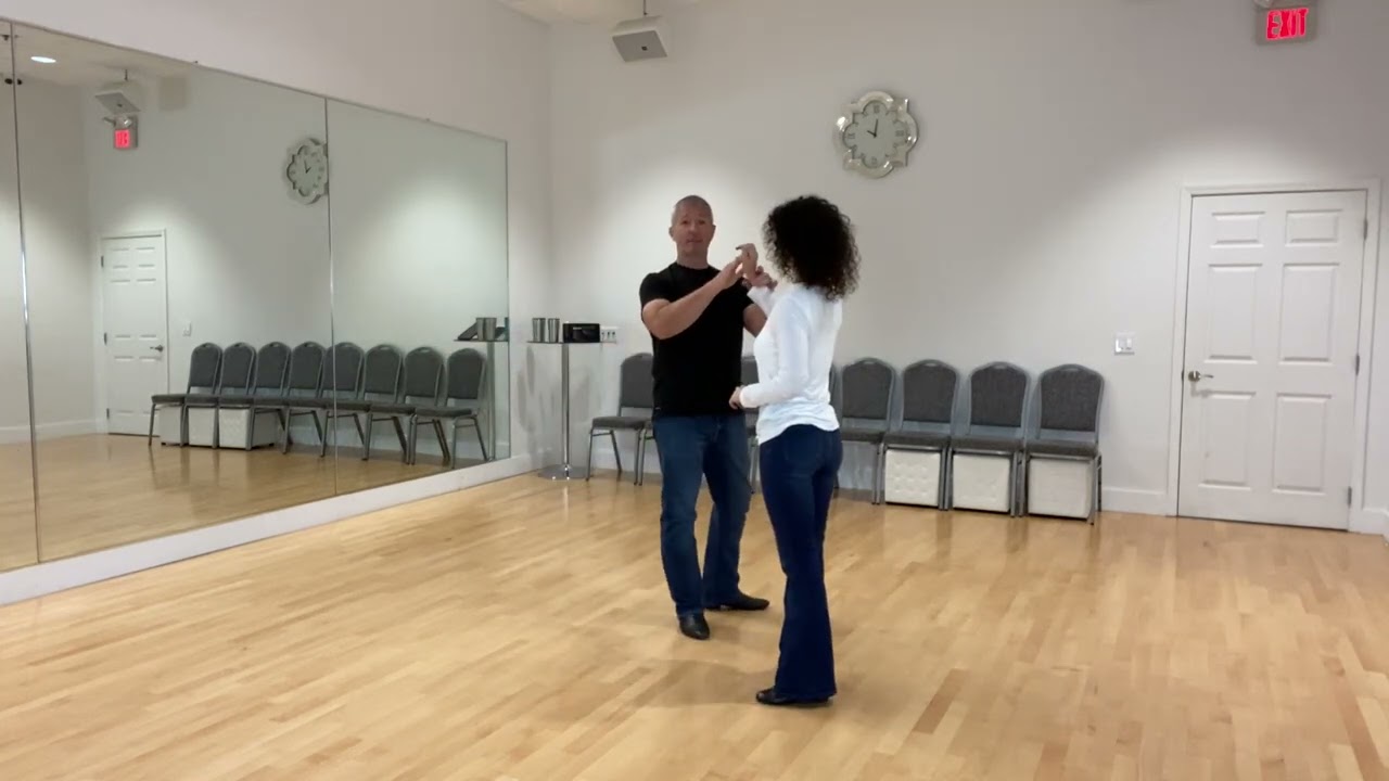 (G) Sambas (Hand to Wrist) • Level 3 • Two Step