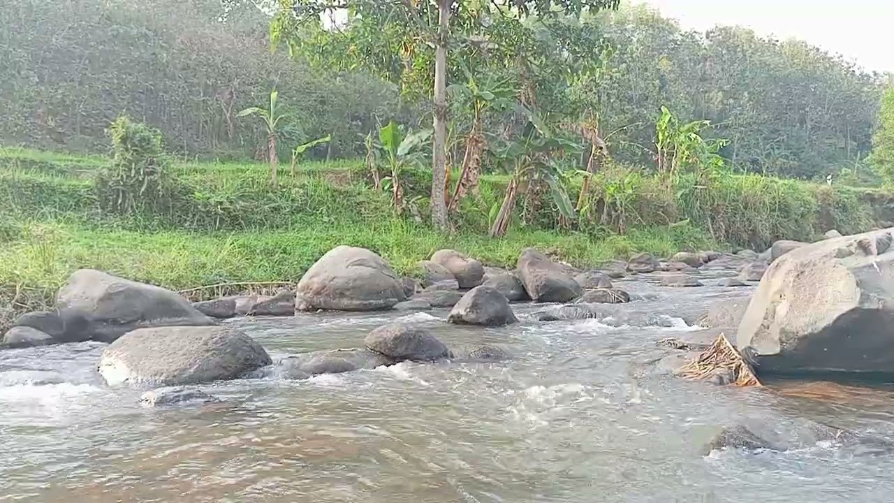 Gebirgsfluss-Ger&auml;usche zum Einschlafen &ndash; Wundersch&ouml;ne Naturger&auml;usche
