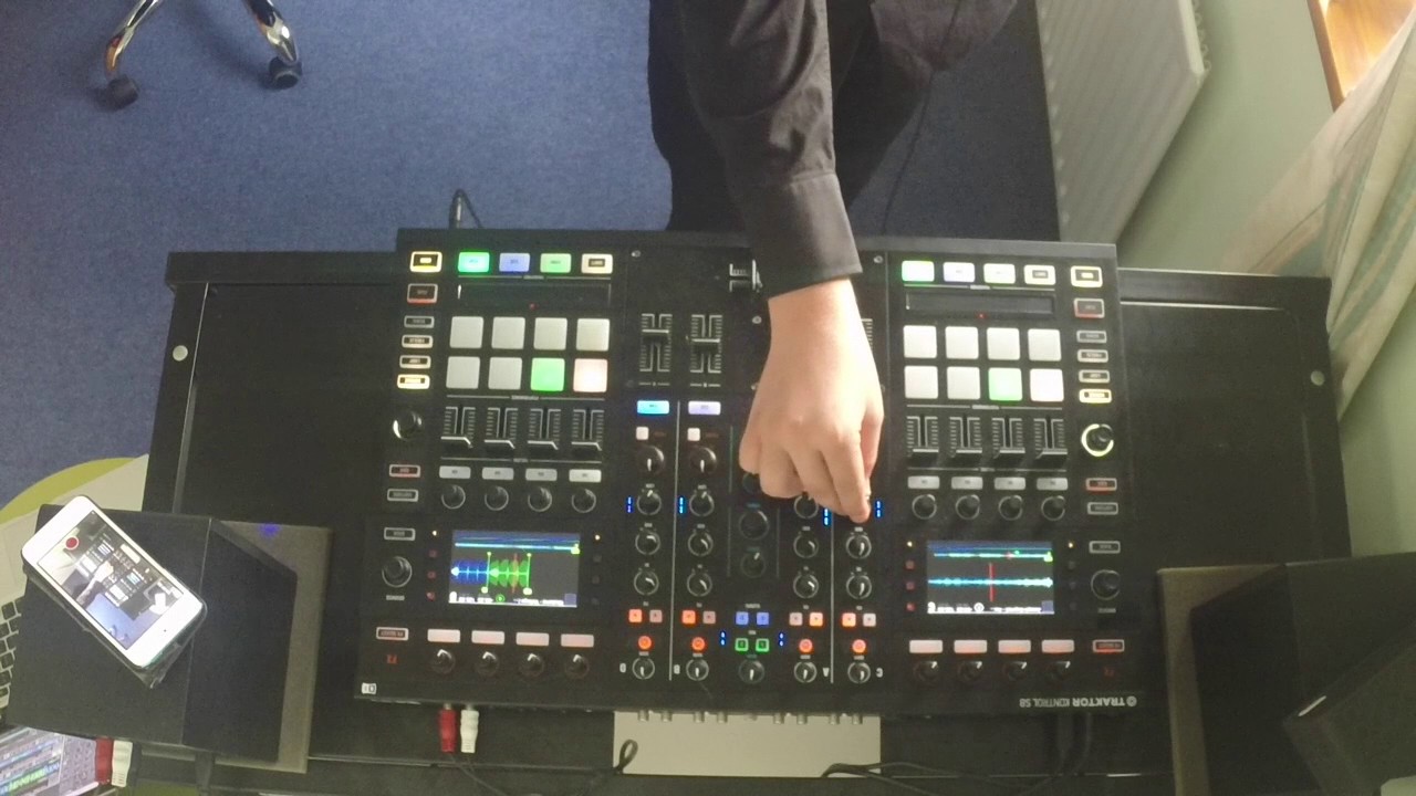 Alex Costello - Techno Mix #003 (Traktor Kontrol S8)