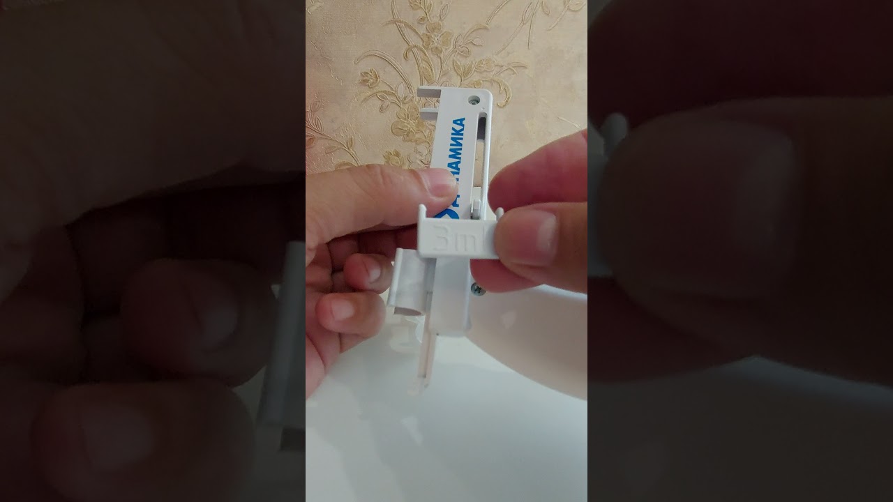 Universal syringe gun for self administered intramuscular injection 3 ml, 5 ml