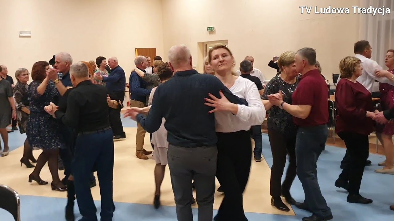 TAK WSPANIALE BAWIĄ SIĘ LUDZIE w ostatnim dniu karnawału 2026 z Kapelą BURSÓW w Pawłowie k.Szydłowca