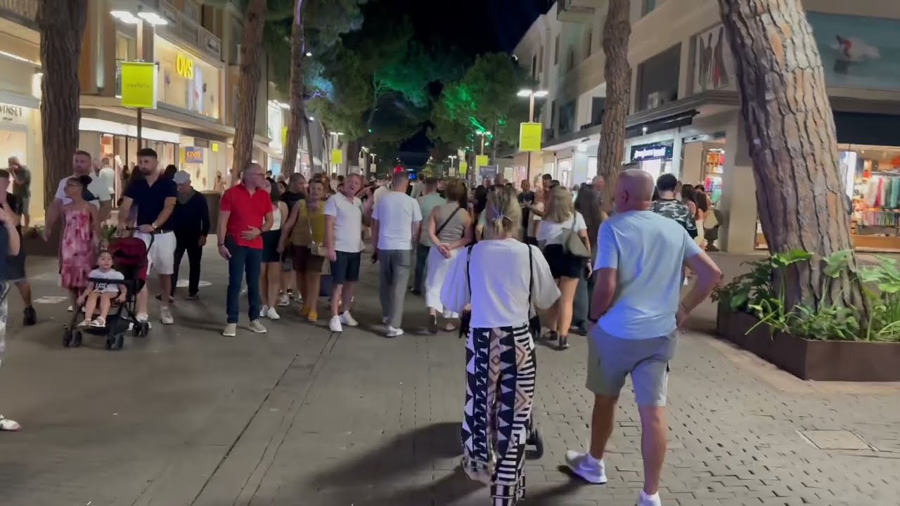 Riccione beach Italia night walk 