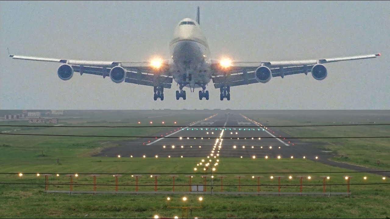 Boeing 747-400 Saudia Airlines Landing at Kolkata International Airport [Full HD]